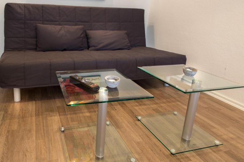 H&H Apartments Im Herzen Der Stadt In Der Lange Strasse Geraeumig Ruhig Mit Kueche Und Esstisch Greifswald Eksteriør billede