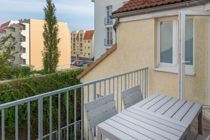H&H Apartments Im Herzen Der Stadt In Der Lange Strasse Geraeumig Ruhig Mit Kueche Und Esstisch Greifswald Eksteriør billede