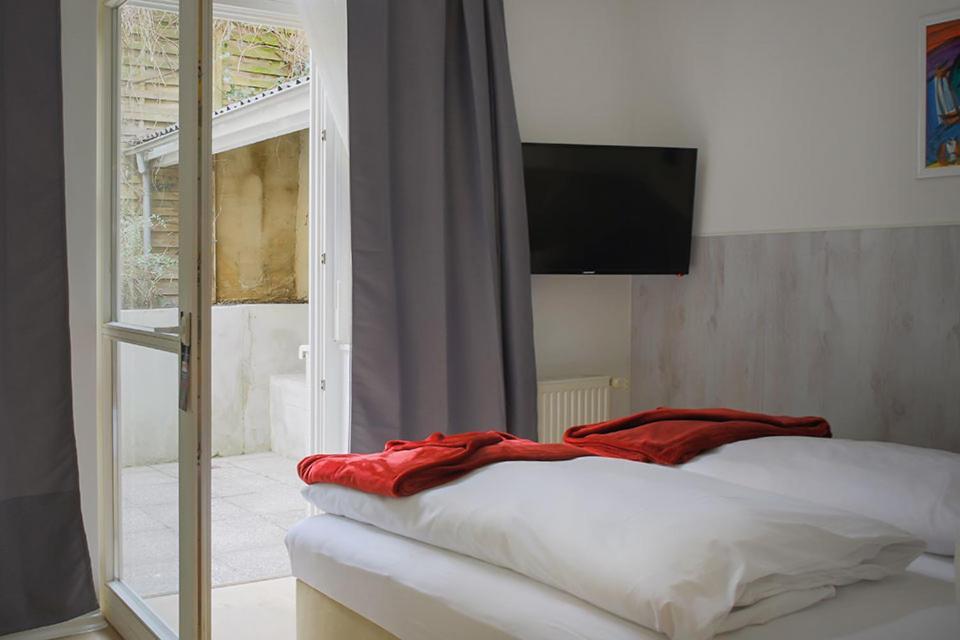 H&H Apartments Im Herzen Der Stadt In Der Lange Strasse Geraeumig Ruhig Mit Kueche Und Esstisch Greifswald Eksteriør billede